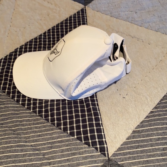 Nike dry fit hat - Picture 3 of 3